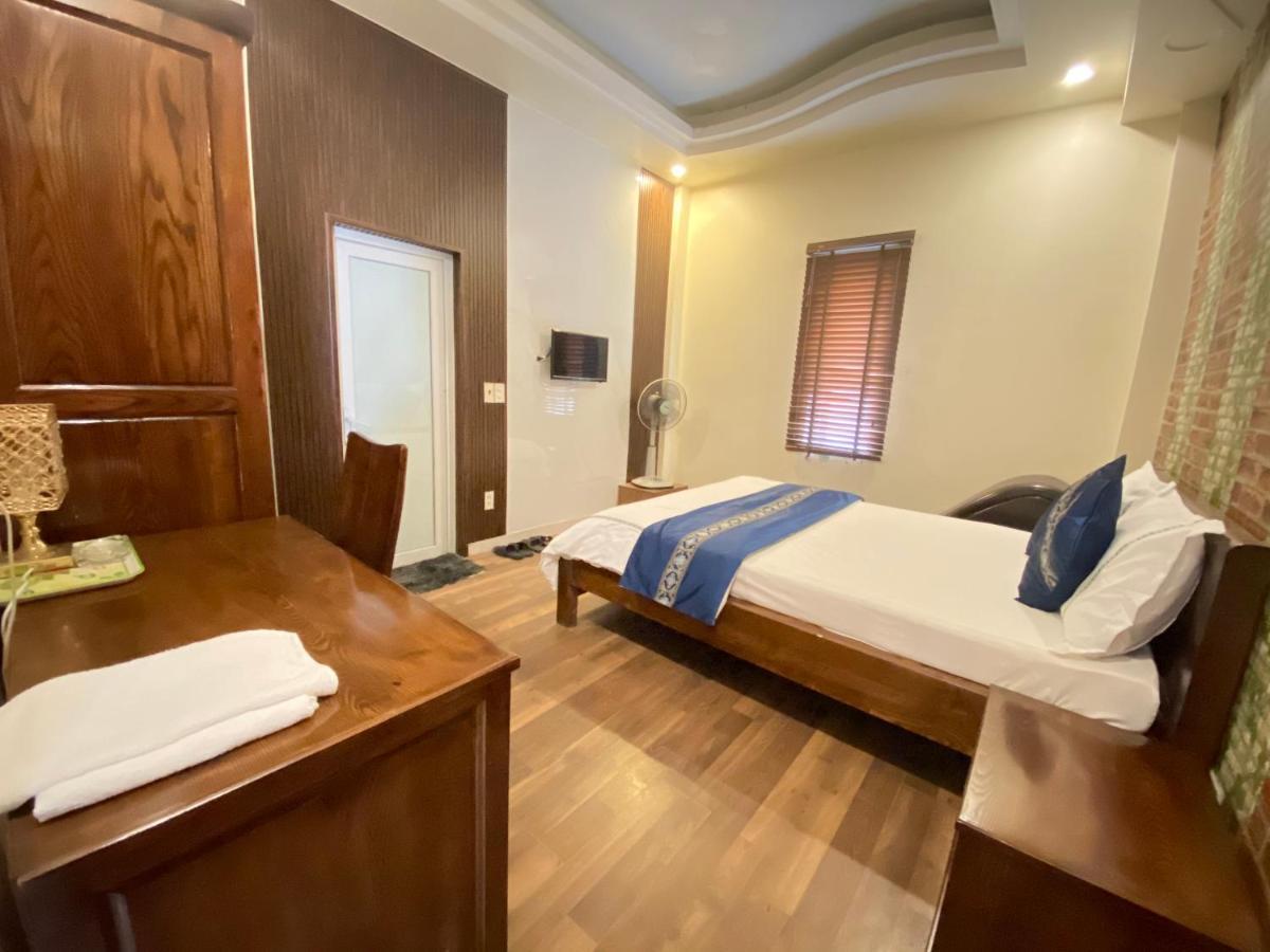 Rose Hotel Hai Phong Bagian luar foto