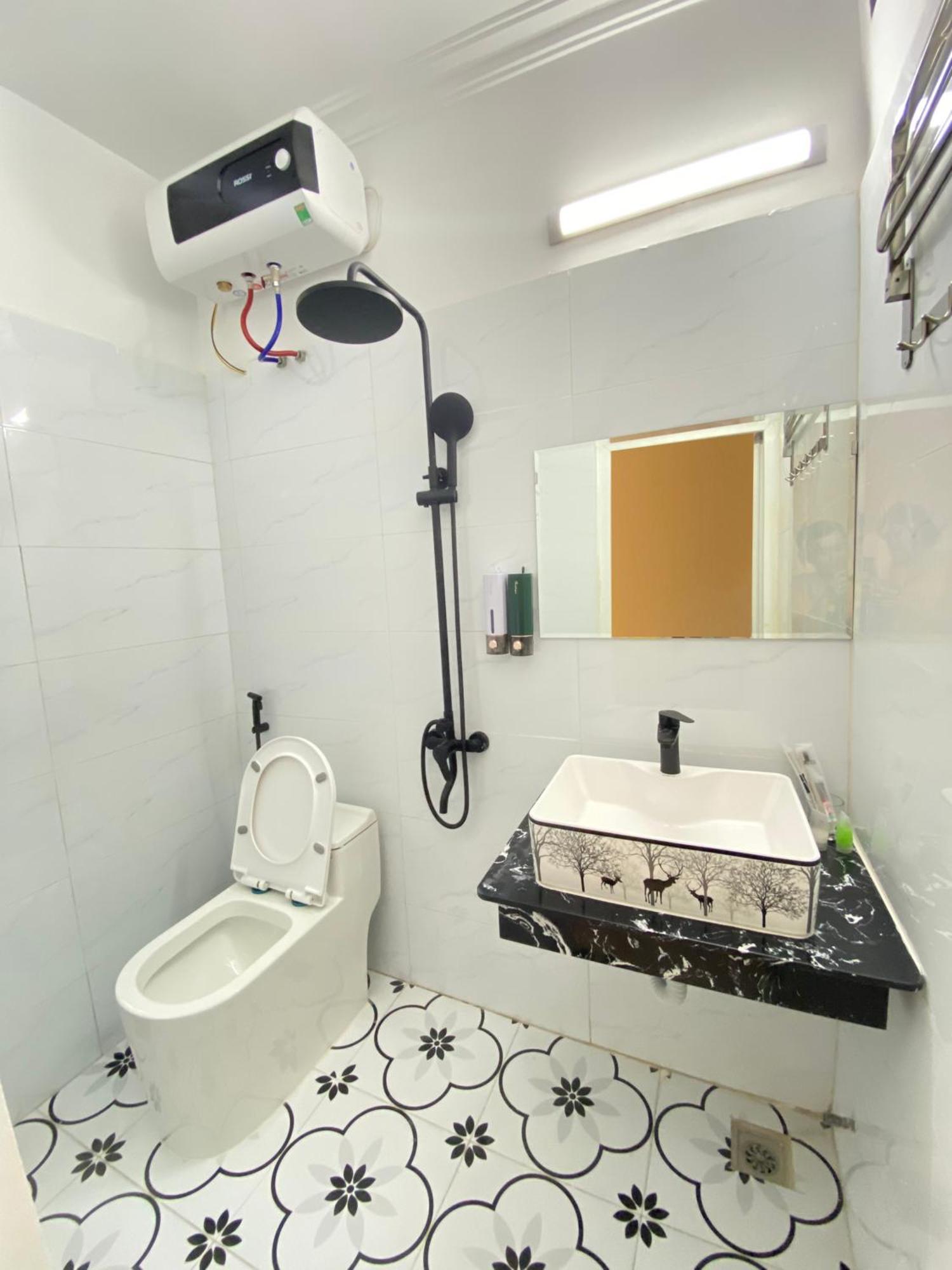 Rose Hotel Hai Phong Bagian luar foto
